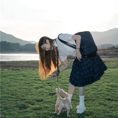 与爱同居