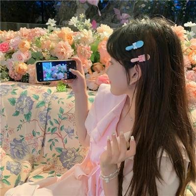 水瓶座女孩